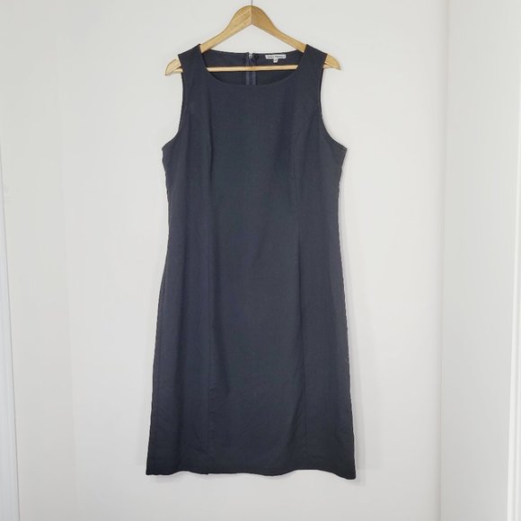 Emma Pernelle Little Black Dress Sleeveless Classic A-Line Shift Stretch 48 - Picture 1 of 11